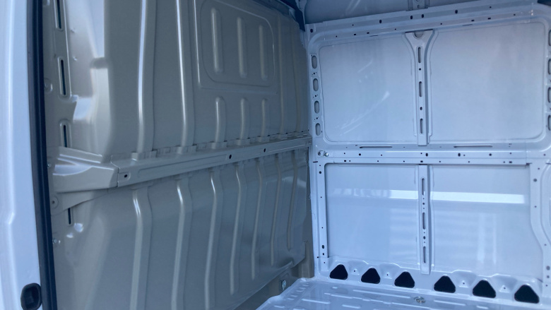 Vauxhall Movano 3500 L3 Diesel Fwd 2.2 Turbo D 140 H2 Van Prime